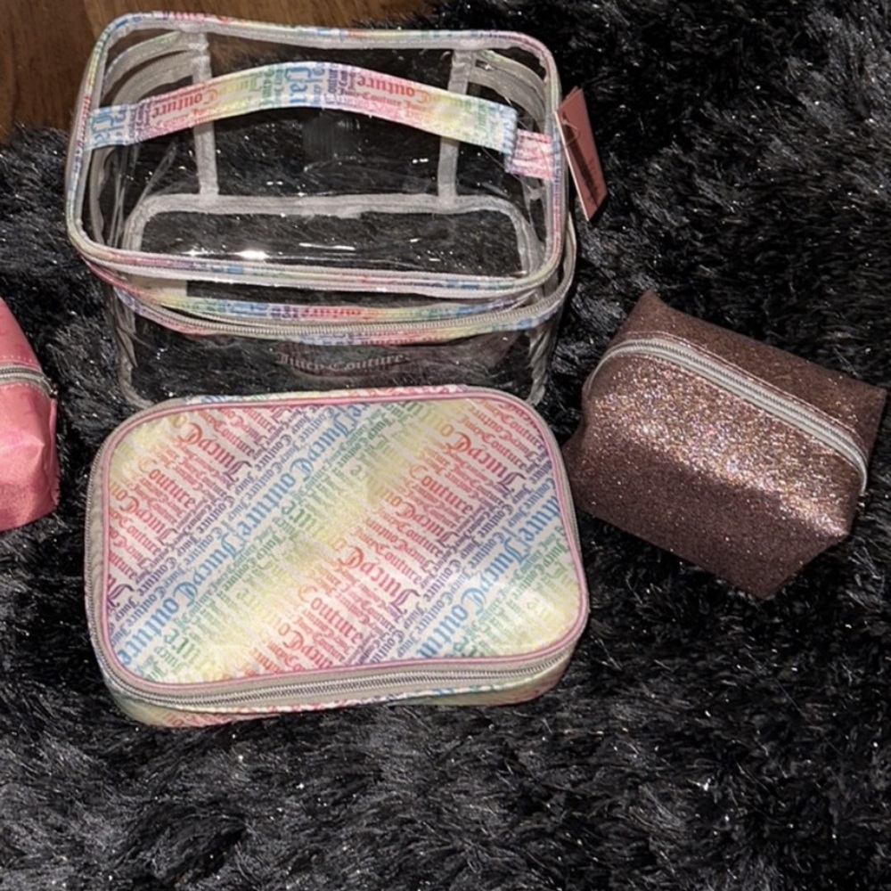 Juicy Couture nested cosmetic/toiletry bag set